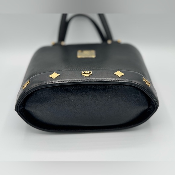 MCM Vintage Black Leather Flap Studded Bucket Bag - Picture 11 of 12